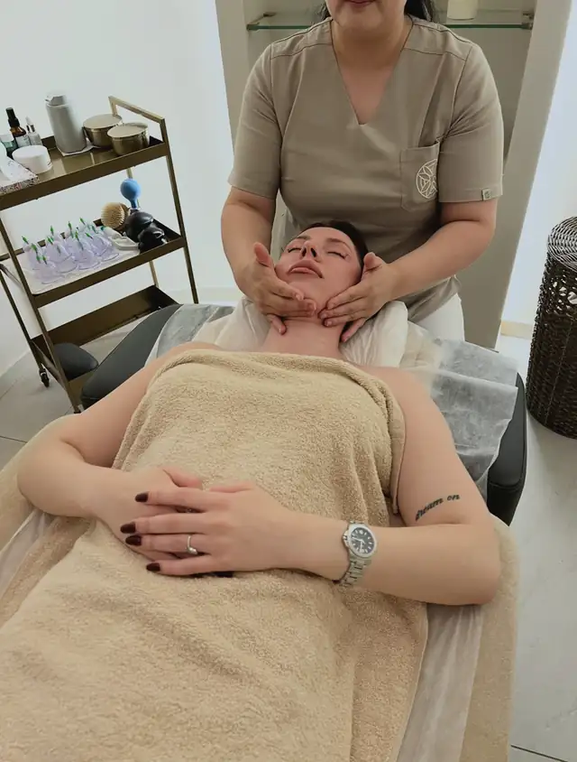 Masaż twarzy w Quality House of Beauty