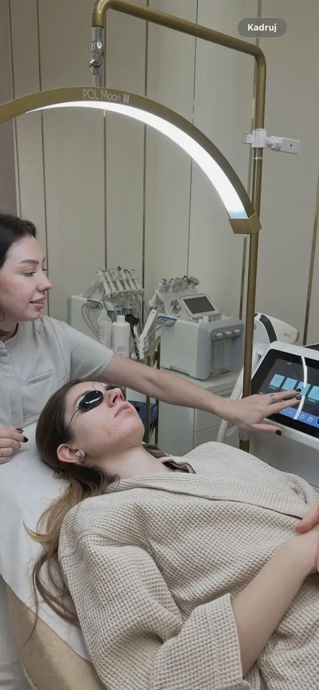 Laserowe leczenie trądziku Mediostar Monolith w Quality House of Beauty